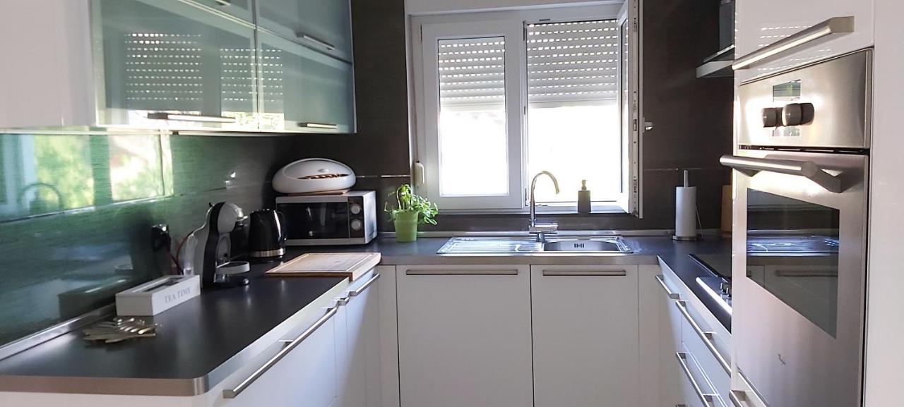 Holiday House Lilija Zadar Luaran gambar